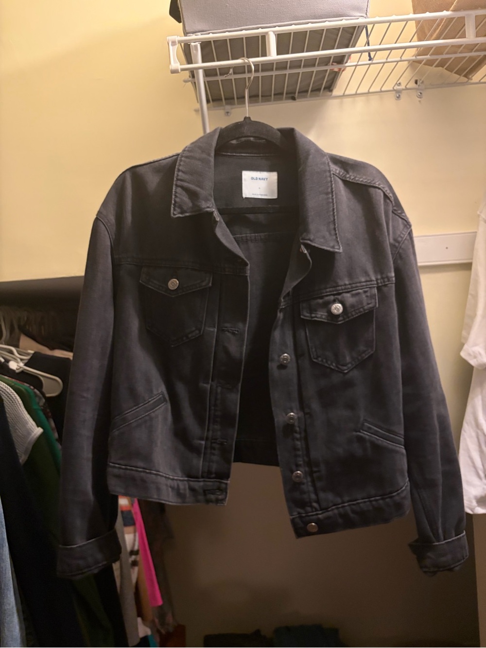 Old Navy Women's Black Denim Jacket - Picture 5 of 5